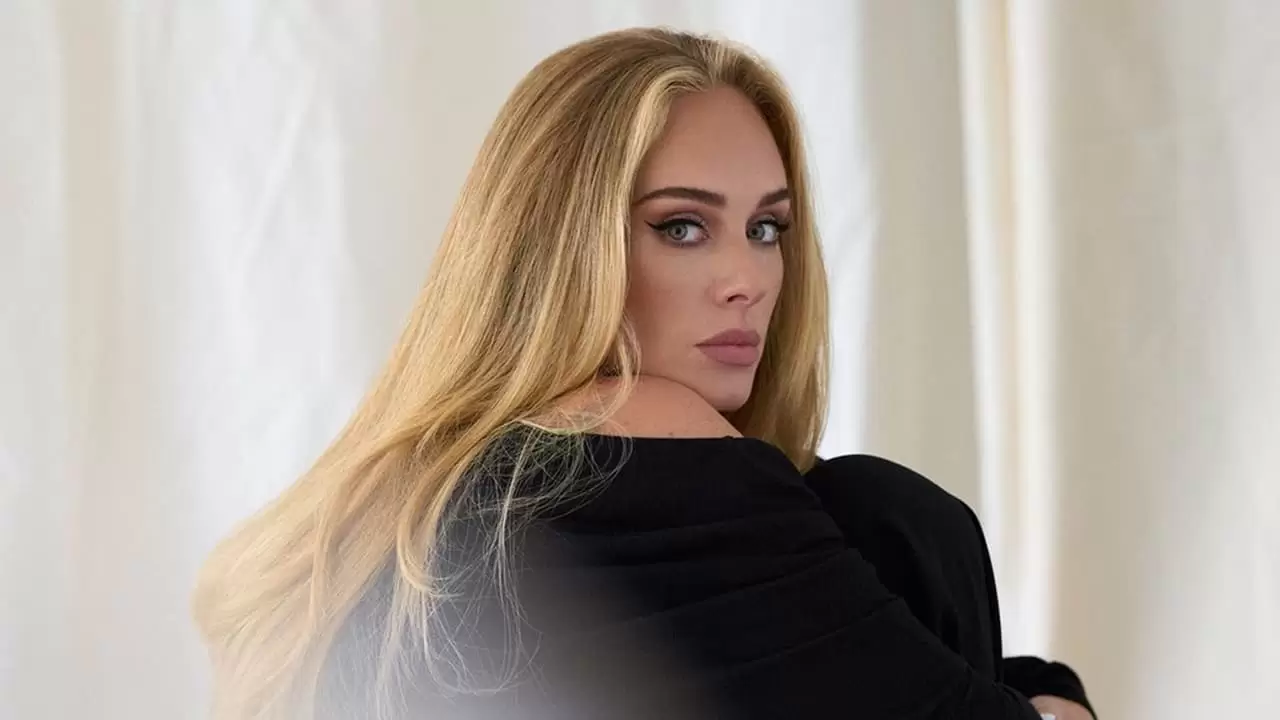 Adele: One Night Only Backdrop