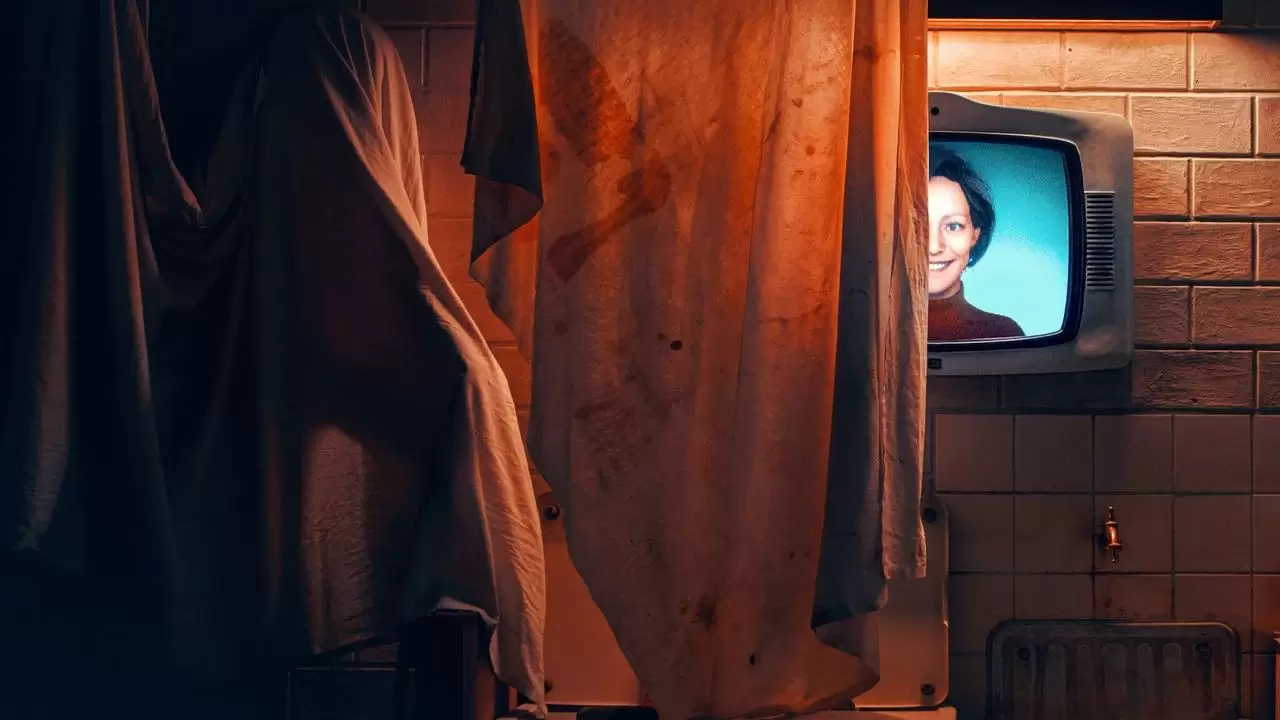 Cassandra Backdrop