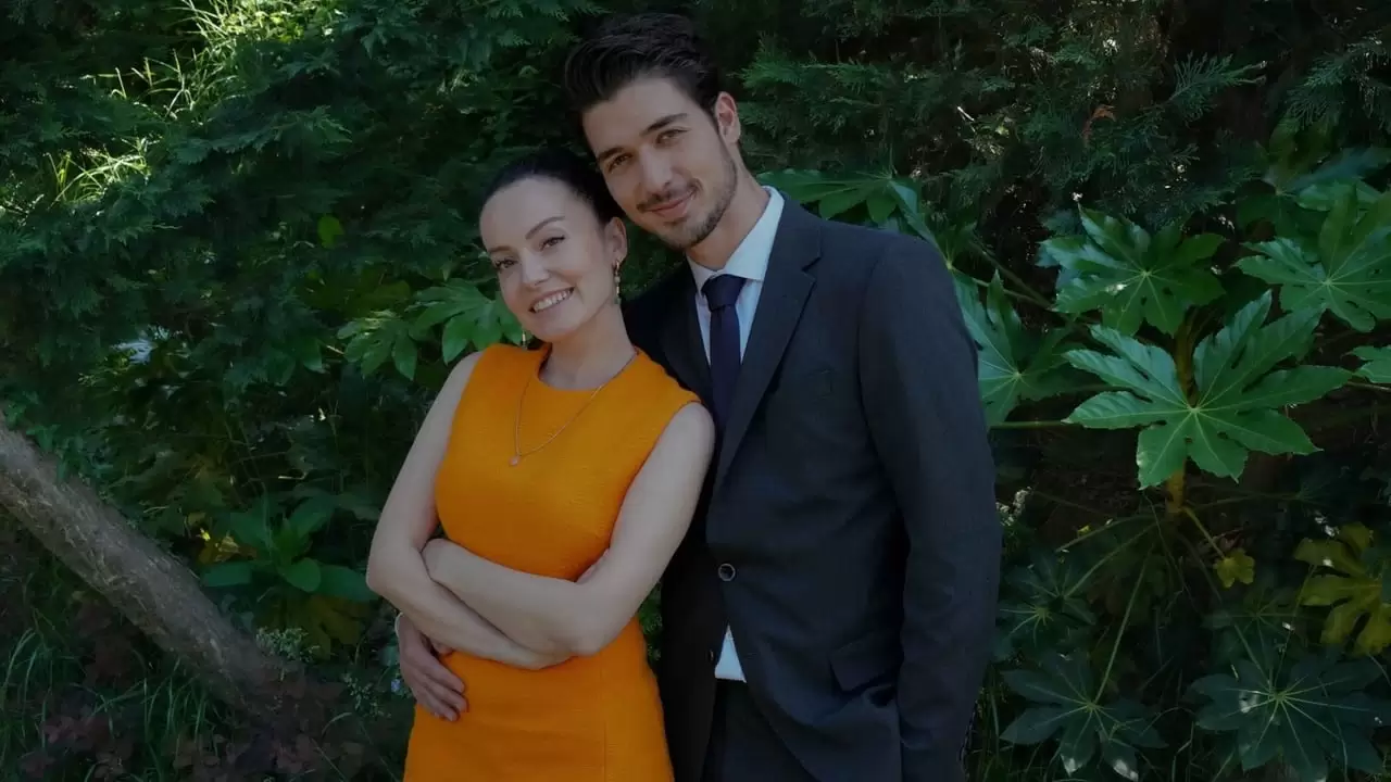 Içimizdeki Ates Backdrop