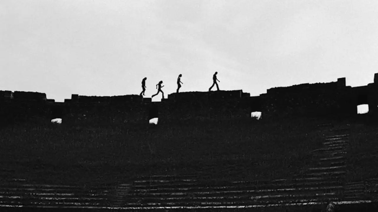 Pink Floyd: Live at Pompeii Backdrop