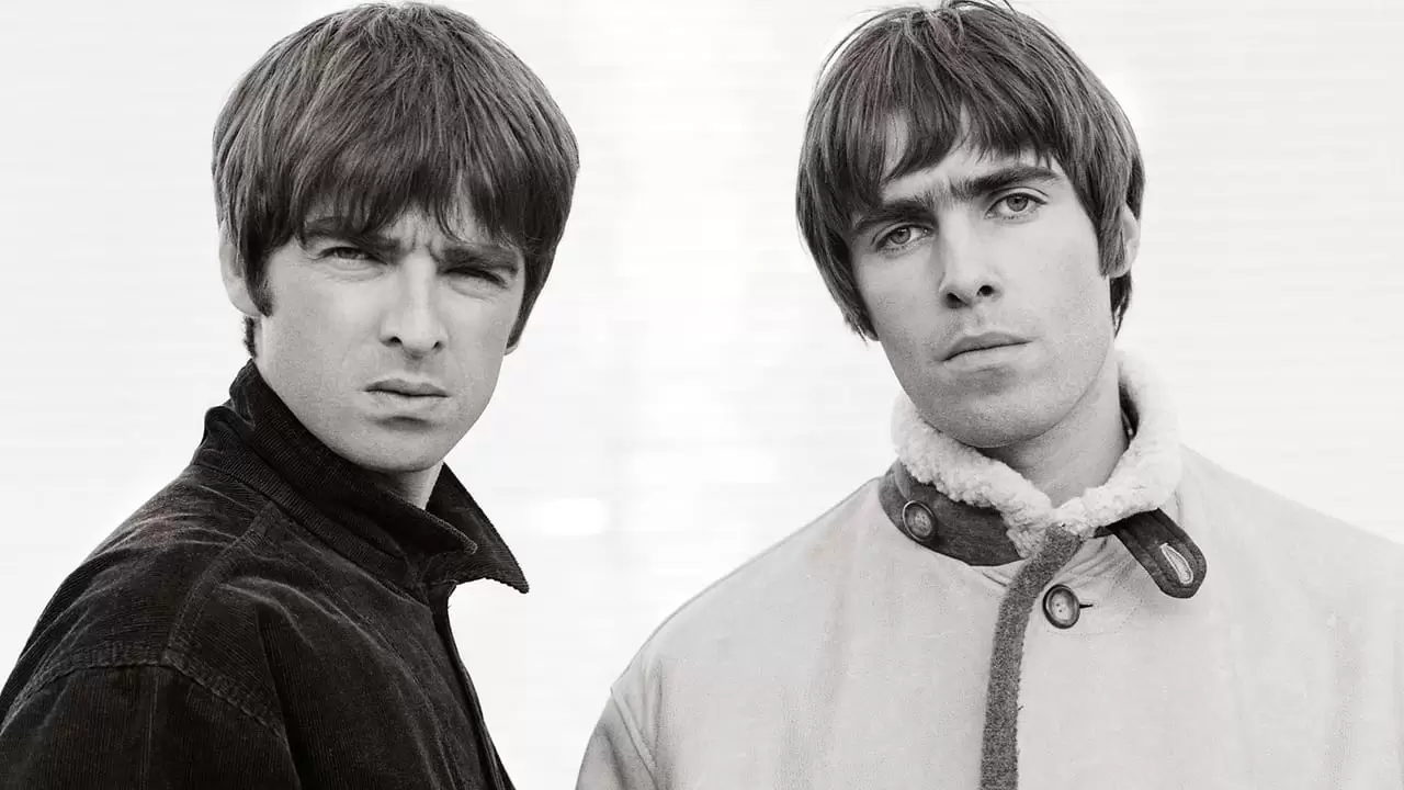 Oasis: Supersonic Backdrop