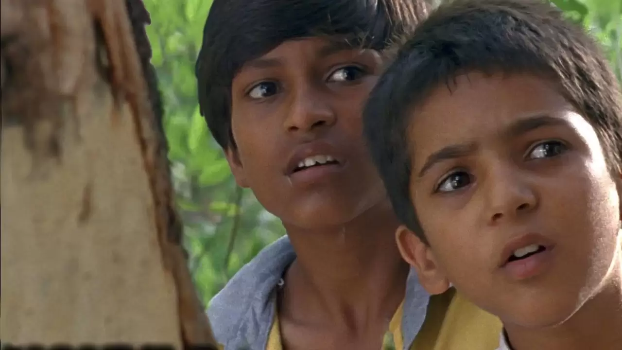 Haraamkhor Backdrop