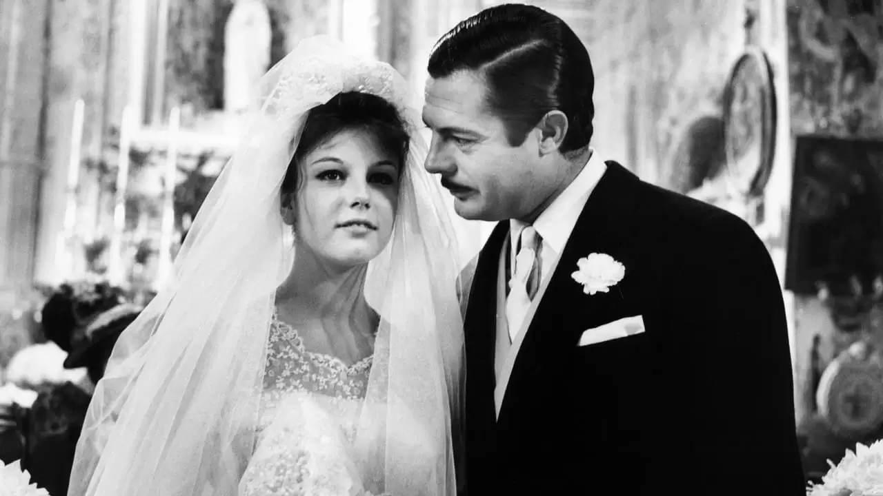 Divorce Italian Style Backdrop