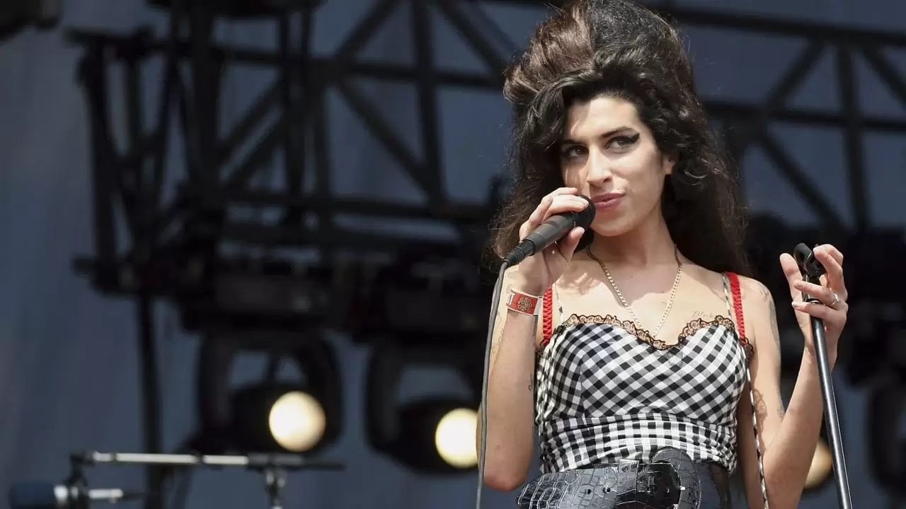 Amy Backdrop